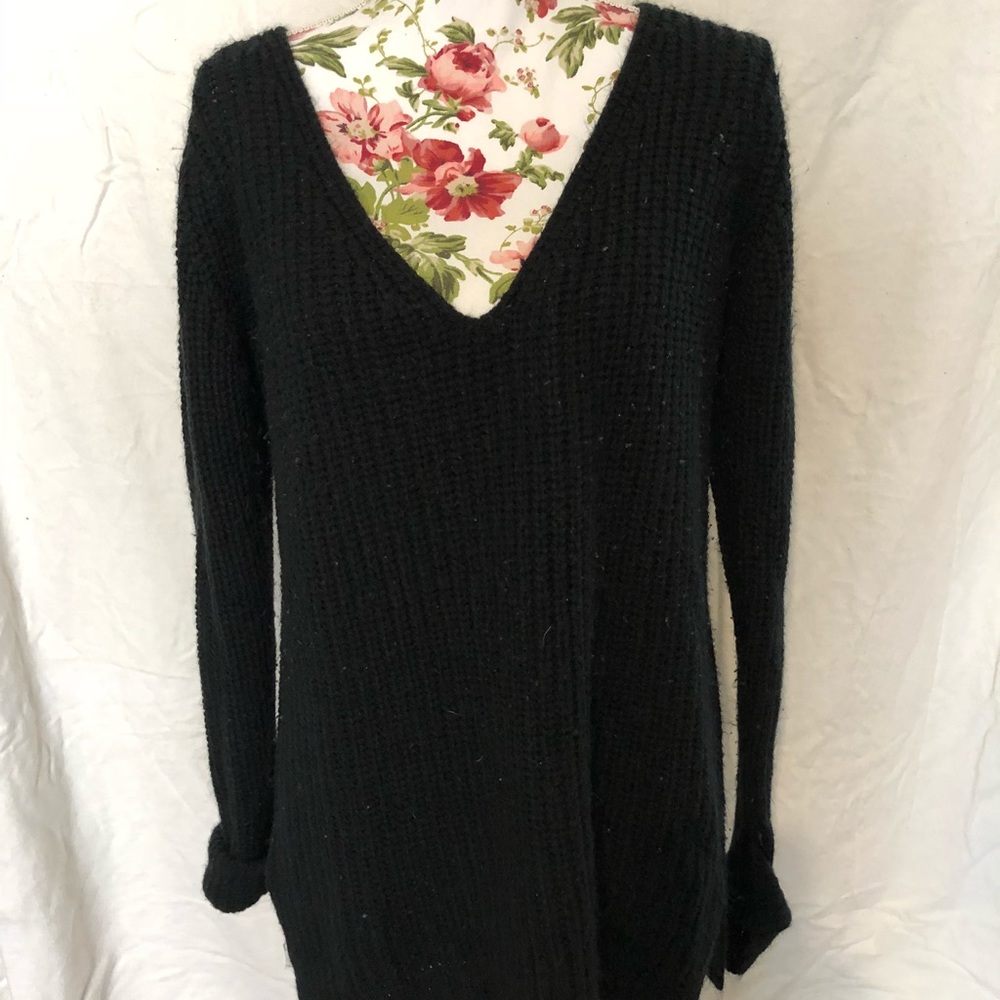 Super comfy over sized black sweater